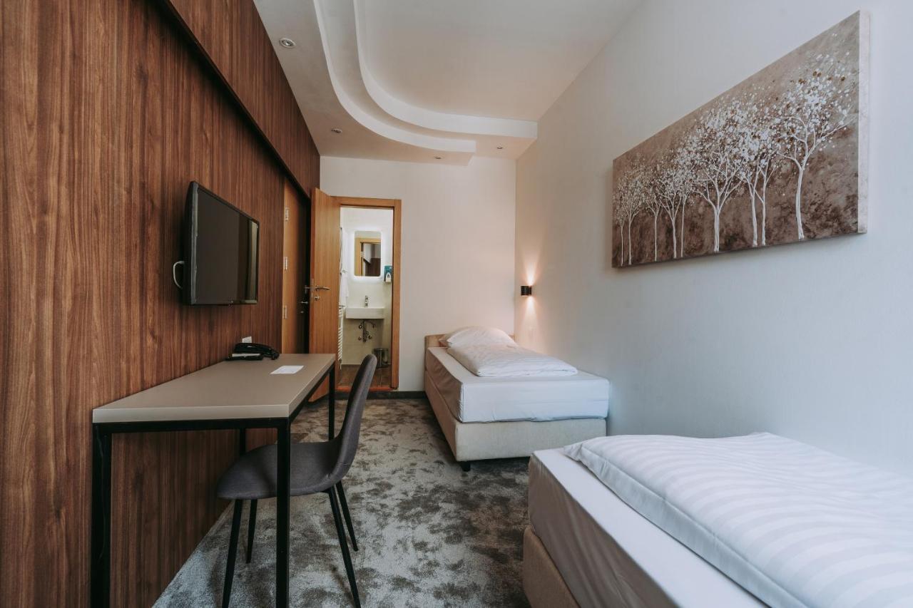 Hotel Slisko Загреб Екстериор снимка