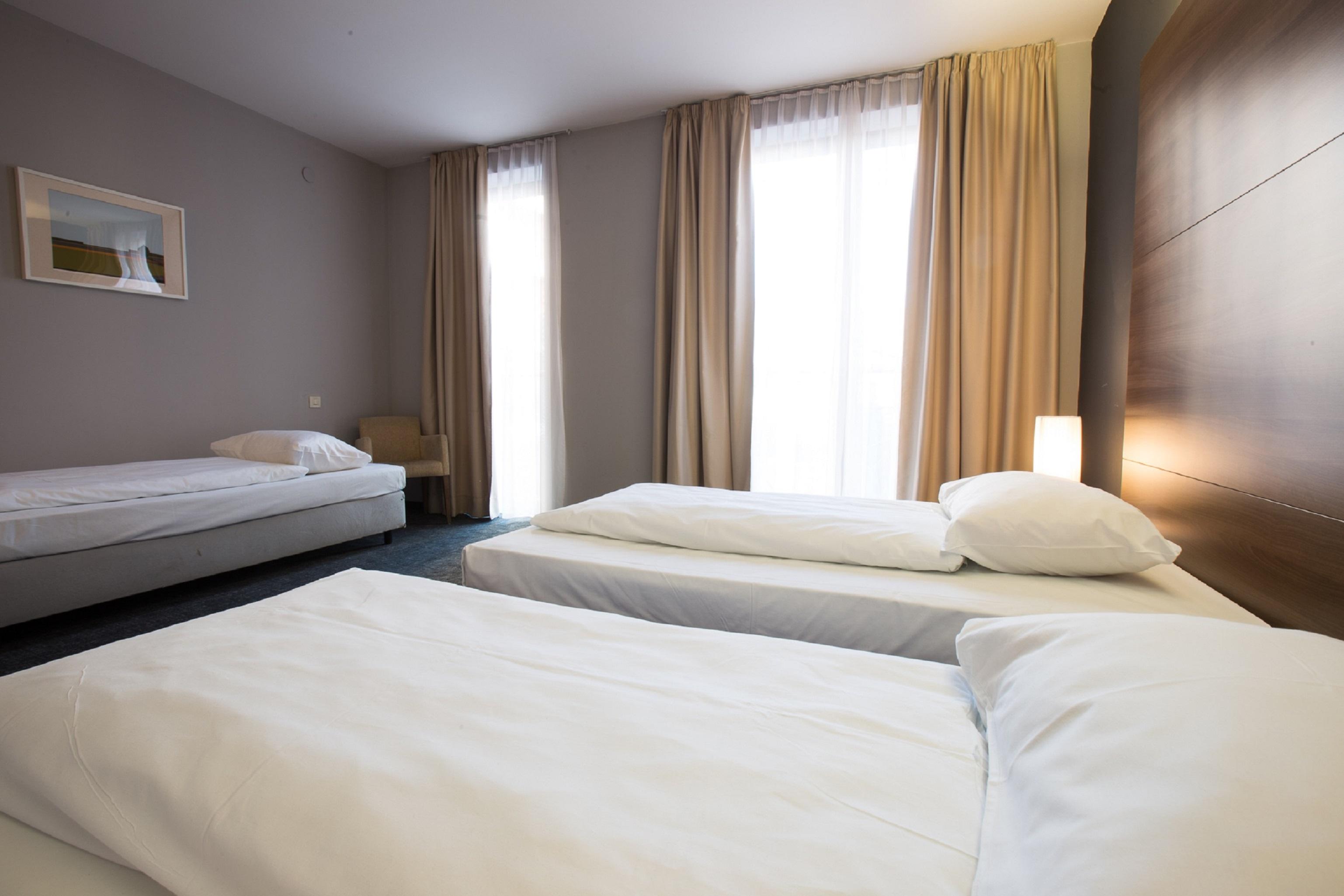 Hotel Slisko Загреб Екстериор снимка