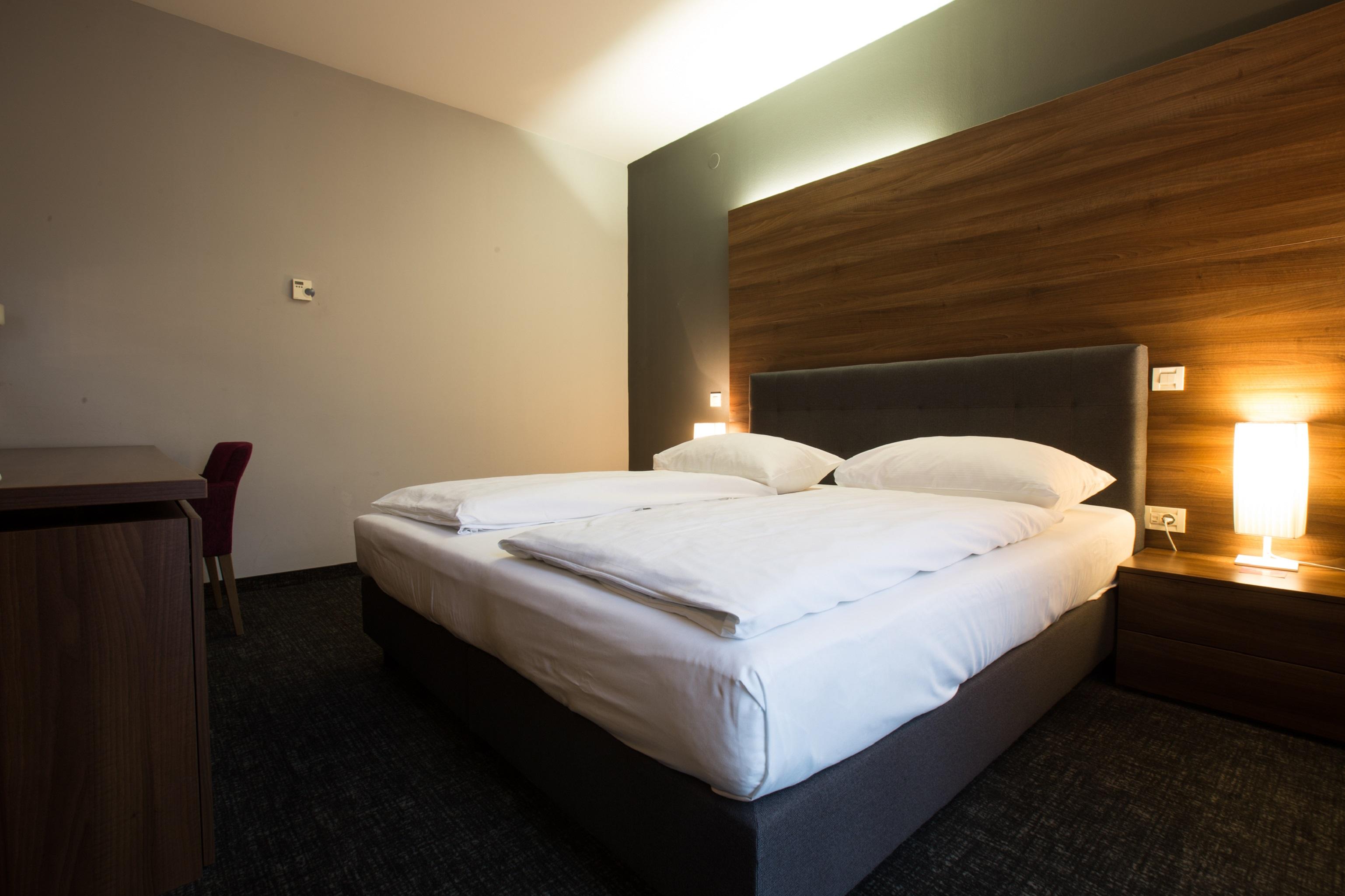 Hotel Slisko Загреб Екстериор снимка
