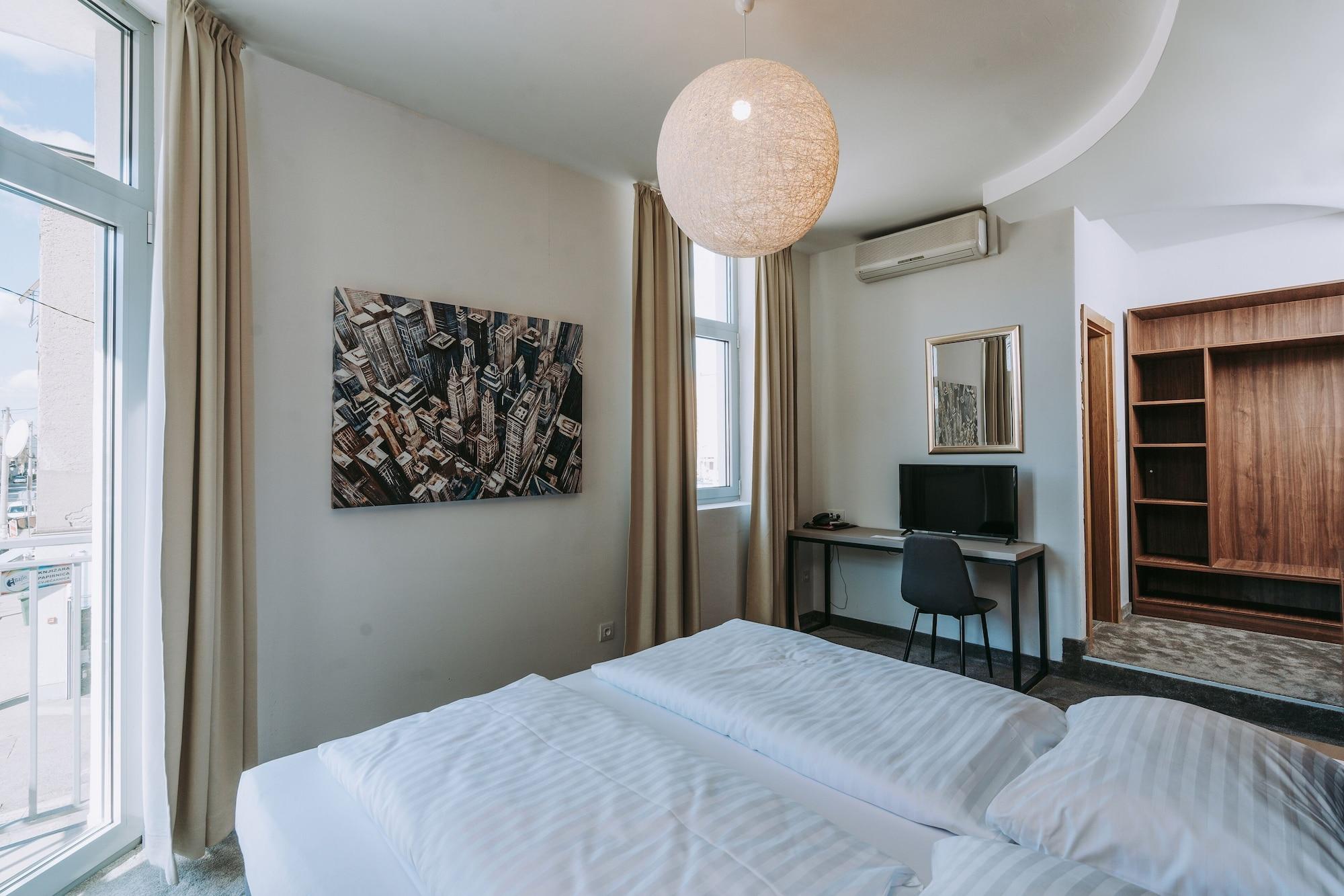 Hotel Slisko Загреб Екстериор снимка