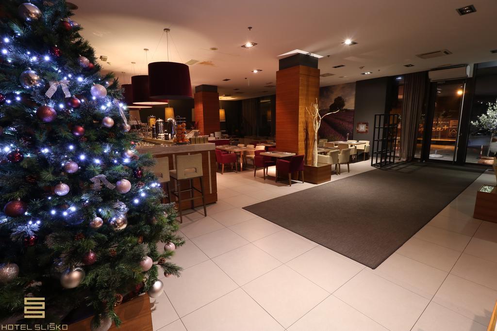 Hotel Slisko Загреб Екстериор снимка